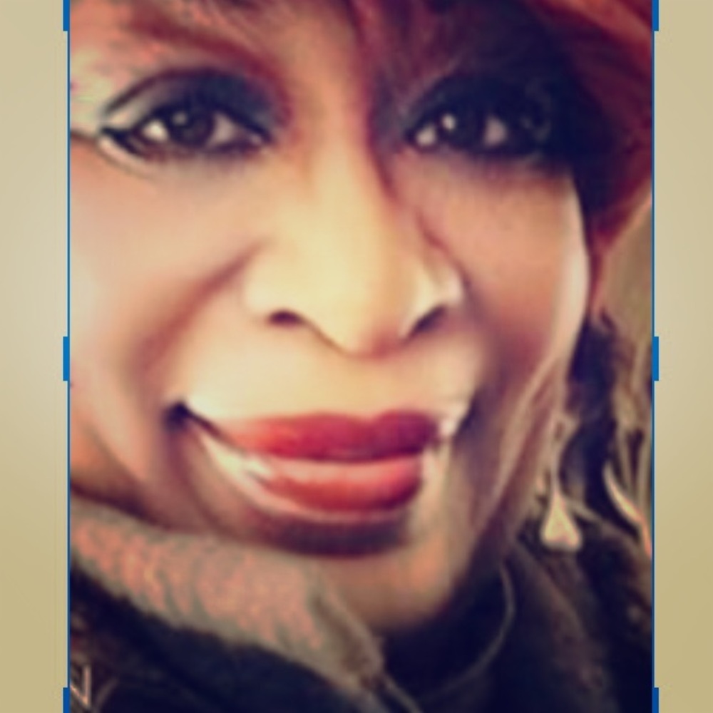 Meet your Posher, Sandra